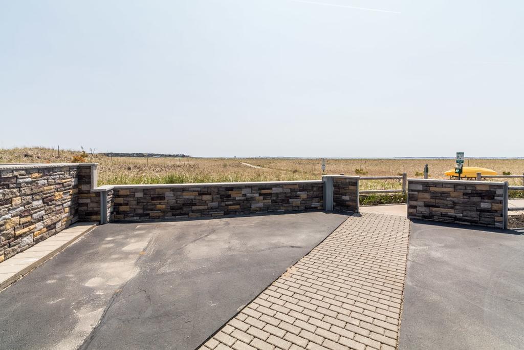 Lighthouse Suites At Pine Point Скарборо Екстер'єр фото