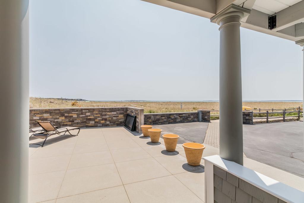 Lighthouse Suites At Pine Point Скарборо Екстер'єр фото