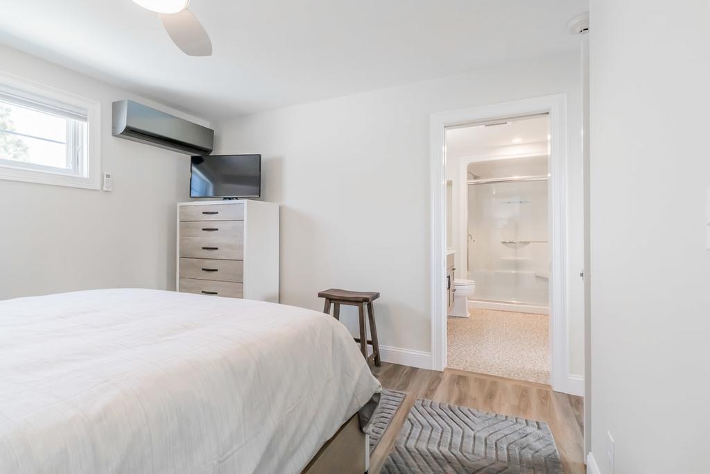 Lighthouse Suites At Pine Point Скарборо Екстер'єр фото